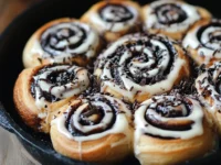 Cookies and Cream Cinnamon Rolls